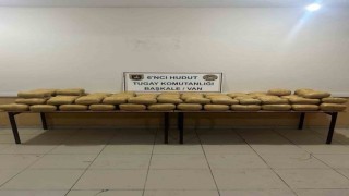 Van hudut hattında 143 kilogram toz esrar ele geçirildi
