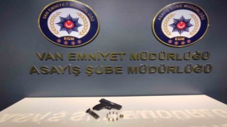 Vanda 16 kişi tutuklandı