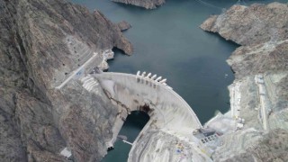 Yapımı 9 yıl süren Türkiyenin en yüksek barajı yeni yıla enerji üretimiyle girecek