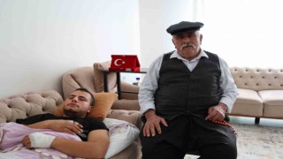 Yaralı askerin dedesi Mehmet Gürbak: “74 torunum var, 5 tanesi cephede”