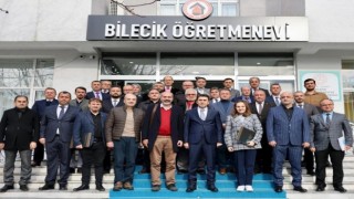 Yardımsever insanlarla bir arada