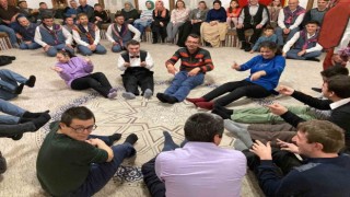 Yarenler özel öğrencileri unutmadı