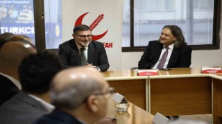Yeniden Refah Partisi İzmir Teşkilatı AK Partiyi ağırladı
