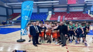 Yıldız basketbolda birinci belli oldu