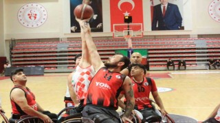 YOSK, evinde Gaziantepe farklı yenildi