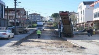 Yunus Emre Caddesi asfalta hazırlanıyor