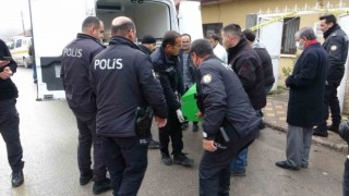 18 yaşındaki genç evinde ölü bulundu