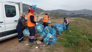 30 torba çöp topladılar