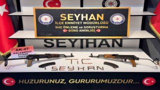 Adanada bir eve yapılan baskında iki uzun namlulu silah ele geçirildi