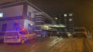 Adıyamanda bir kişi aracında kendini vurdu