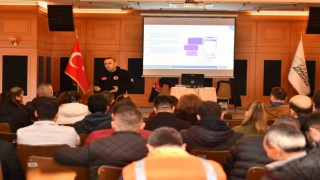 Afet bilinci eğitimleri sürüyor