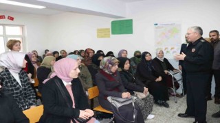 Afyonkarahisarda “En İyi Narkotik Polisi Anne” eğitimi