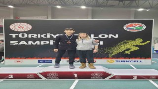 Afyonlu sporcu uzun atlamada Türkiye üçüncüsü oldu