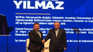 AK Partinin Balıkesir Büyükşehir Belediye Başkan Adayı Yücel Yılmaz