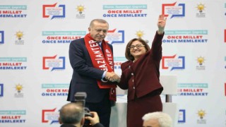 AK Partinin Gaziantep adayı Fatma Şahin