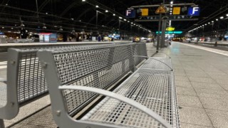 Almanyada makinistler grevde, tren seferleri yapılamıyor