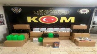 Antalyada 180 bin şişe sahte alkol yakalandı