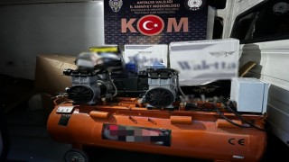 Antalyada 25 bin 200 adet makaron ele geçirildi