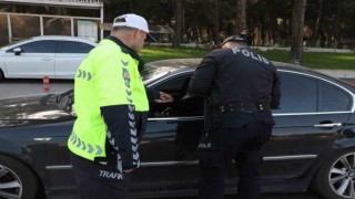 Antalyada aranan 14 şüpheli yakalandı