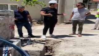 Antalyada tarihi eserlerin çevresinde görsel kirlilik oluşturan panolar kaldırılıyor