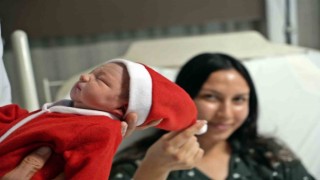 Antalyada yeni yılın ilk bebeğinin doğum saati 00.00