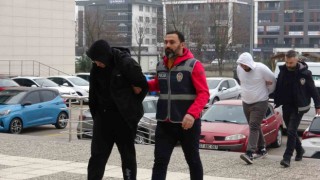 Apartman deposundan 35 bin liralık ışıklandırma malzemesi çaldılar