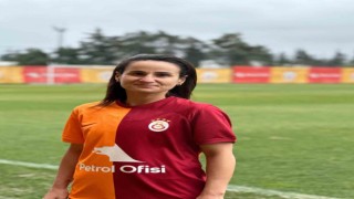Arzu Karabulut, Galatasaray Petrol Ofisinde