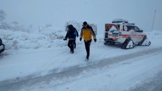 Astım hastası çocuk, 2 saatlik çalışmayla hastaneye yetiştirildi