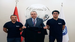 Astronot Gezeravcının uzayda yapacağı 13 deneyden biri Ege Üniversitesine ait