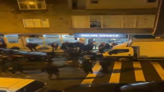 Ataşehirde berber dükkanına silahlı saldırı : 1 yaralı