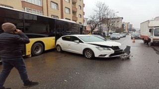 Ataşehirde İETT otobüsü 4 araca çarptı