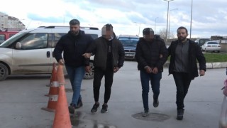 Ayakkabı hırsızları yakalandı