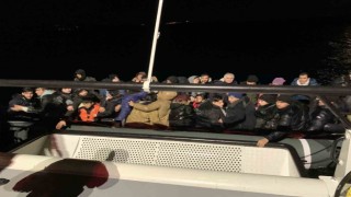 Ayvacık açıklarında 46 kaçak göçmen yakalandı