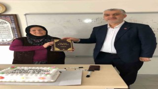 Azmetti, 73 yaşında Kuran-ı Kerim okumayı öğrendi