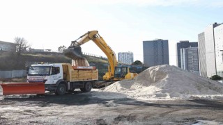 Bağcılarda muhtemel kar ve buzlanmalara karşı tedbirler alındı