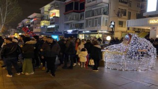 Bağdat Caddesinde vatandaşlar yeni yıla coşkuyla girdi