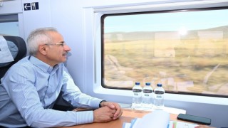 Bakan Uraloğlu: Karaman-Konya-Ankara ve Karaman-Konya-İstanbul YHT hattında 2 yılda 2 milyon 423 bin 868 yolcu seyahat etti