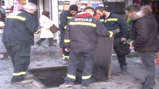 Bakırköy Yeraltı Çarşısında yangın: 2 kişi dumandan etkilendi