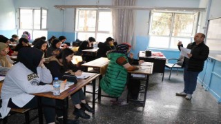 Başkan Canpolat ile gençler için eğitim seferberliği sürüyor