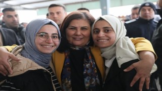 Başkan Çerçioğlu, Söke Bağarası Salı Pazarında vatandaşlarla buluştu