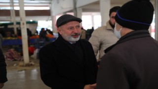Başkan Çolakbayrakdar, pazarcı esnafını ziyaret etti