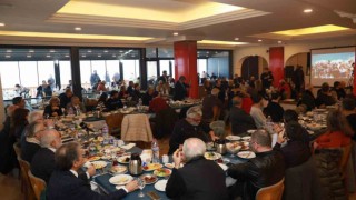 Başkan Deveciler gazeteciler ile 10 Ocakı kutladı