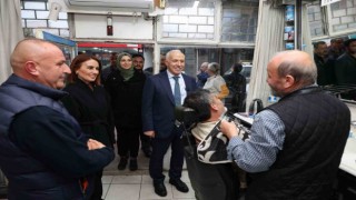 Başkan Gültak, Karaduvarda vatandaşlarla buluştu