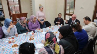 Başkan Kurt Erenköyde kadınların istek ve taleplerini dinledi