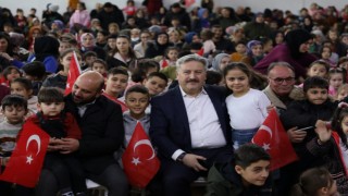 Başkan Palancıoğlundan öğrencilere karne şenliği hediyesi