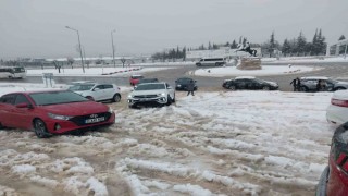 Bilecikte kar yağışı hayatı olumsuz etkiledi