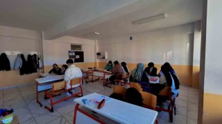 Bilecikte TYT Kampında öğrenciler sınava hazırlanıyor