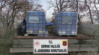 Binlerce litre kaçak şarabı ormana saklamışlar
