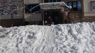 Bitliste 15 köy yolu kardan dolayı kapalı