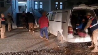 Bitliste 24 kaçak göçmen yakalandı
